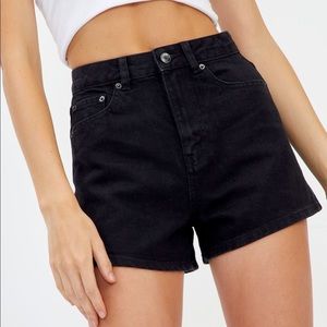 Glassons relaxed high rise denim shorts NWT